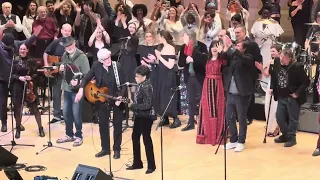 Dirty Old Town (Pogues) Finale pt 2 Sinead & Shane at Carnegie Hall ft. Bettye LaVette