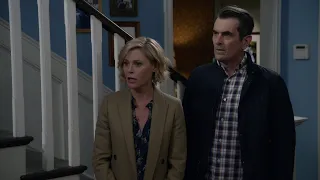 All the Dunphy Kids are Moving Out - Modern Family