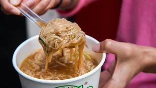 Ay-Chung Flour-Rice Noodles - LEGENDARY Taiwanese Street Food in Ximending, Taipei, Taiwan (Day 6)