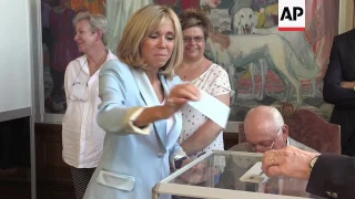 Brigitte Macron votes in 2nd round of French poll