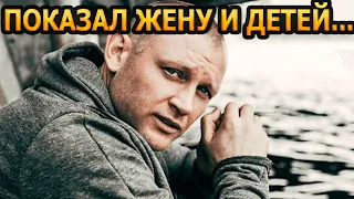 ТОЛЬКО ПОСМОТРИТЕ! Кто жена и как выглядят 2 детей актера Андрея Фролова?