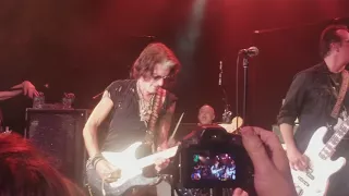 Joe Perry and friends - train kept a Rollin live at the roxy 2018