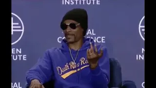 Snoop Dogg reacts to having a conversation with Artificial Intelligence