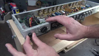 How to Restore Fender Deluxe Reverb Tube guitar amplifier Repair Noise volume drop Live Demo