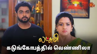 வெண்ணிலா எரிஞ்சு விழுந்துட்டே இருக்காங்க! | Lakshmi  - Semma Scenes | 16 April 2024 | Sun TV