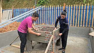 Process of building ornamental plant basins and plastering cement walls on the pond edge