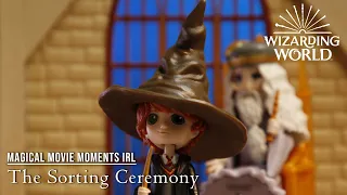 Momentos mágicos de la película de Harry Potter IRL | ¡La ceremonia de selección! | WB Kids