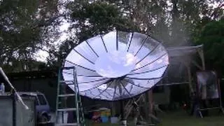 GIANT parabolic SATELLITE solar dish cannot blind a pilot