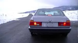 1993 BMW e32 740i Exhaust and Driving sound