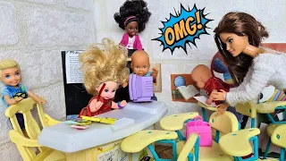 THE FLOOR IS LAVA IN CLASS! ALL TWOS! Katya and Max funny family school funny dolls TV series