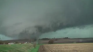 4/26/24 LIVE STORM CHASER - Nebraska/Iowa Surface Low Tornadoes!