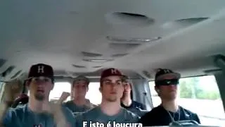 Equipe Baseball de Harvard em Call Me Maybe Legendas em Portugues