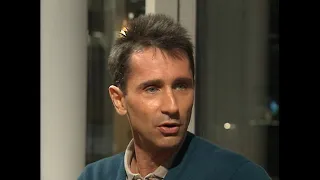 Thierry Lhermitte raconte son mai 68  // Extrait archives M6 Video Bank