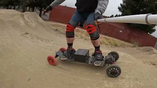 First run on the Telum electric mountainboard with pneumatic tires on the front