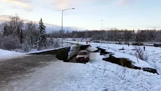 Alaska earthquakes rock Anchorage buildings, trigger tsunami warning | ABC7