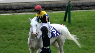 【ソダシ】ヴィクトリアマイル ウィニングラン 吉田騎手 今浪厩務員 ガッツポーズ 現地映像