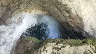 Абхазия, горное ущелье Черниговка. Уникальное природное зрелище, водопады, горная река с ледников.