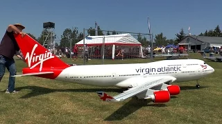 Giant Boeing 747-400 Virgin Atlantic