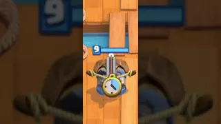Xbow First Play — Clash Royale