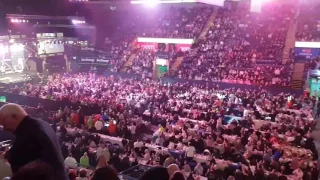 Premier League Darts, Anderson Checks out to win in Nottingham