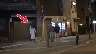 SADAKO GHOST PRANK in JAPAN 貞子ドッキリ