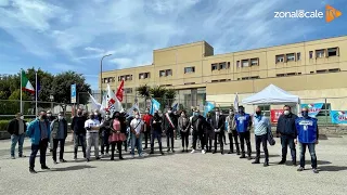 VASTO - Carcere, la protesta  degli agenti: "Siamo troppo pochi, turni massacranti"