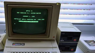 Apple IIe Vintage Computer Startup - DOS 3.3 1983