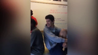 Mannequin Challenge! (High School English Edition)