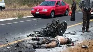 Most Shocking Car Crashes Car Accidents Horrible Car Crash Compilation HD 2017