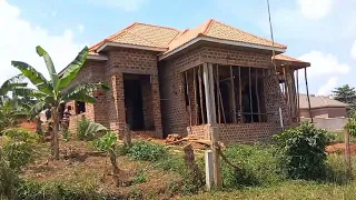 how much costs to build 3 bedroom house in Uganda materials azimba room sattu .wtsp me 0759600739