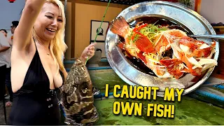 I CAUGHT MY OWN FISH IN THAILAND!! - Lekhong seafood restaurant- #RainaisCrazy