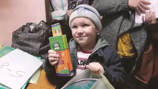 Київські школярі надали допомогу дітям-біженцям.