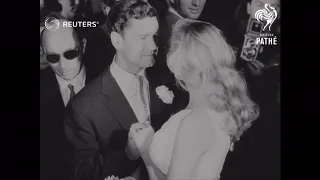 ITALY: FILM STARS ANITA EKBERG AND ANTHONY STEEL MARRY IN FLORENCE (1956)