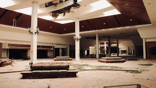 Exploring The Abandoned Westland Mall (Columbus, OH)