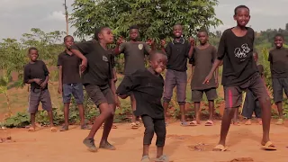 African Kids Dancing Funny Video (Official Dance Video)