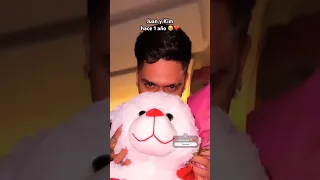 JUAN LE REGALÓ ROSAS Y UN PELUCHE A KIM EL AÑO PASADO 😭❤️ | #jukilop #shorts #viral