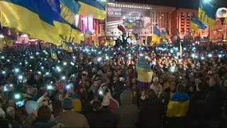 Ukraine: tens of thousands hold vigil in Kyiv to urge signing of EU trade deal