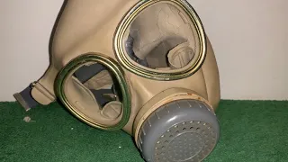 Vietnam war Type 65 gas mask