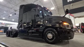 2023 Mack Anthem Limited Sleeper - Strong Working Truck!