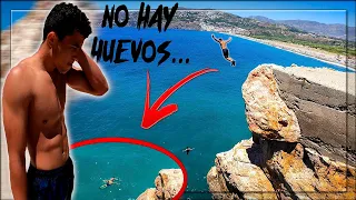 SALTAMOS del PEÑÓN más ALTO de la PLAYA… 🤯