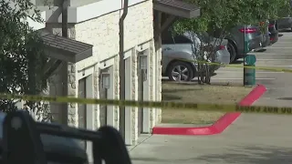 1 dead, suspect at large after shooting at West Austin apartment complex: APD | FOX 7 Austin