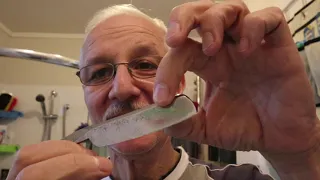Бритьё опасной бритвой IC VINCENT & PENY French straight razor shaving