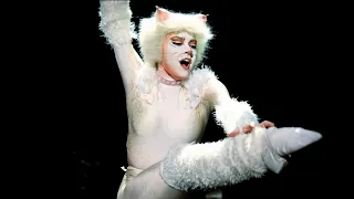 Victoria The White Cat - Solo Dance (Vienna 2019)