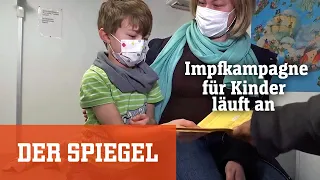 Impfkampagne für Kinder läuft an: »Du bekommst die Gummibärchen, Mama den Impfausweis« | DER SPIEGEL