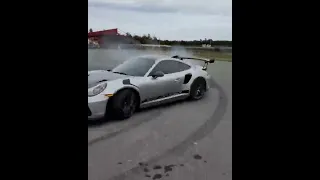 Porsche GT3RS Donuts