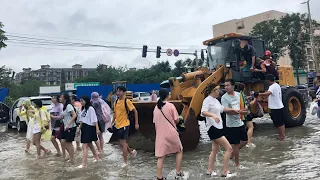 SW China's Sichuan issues top flood alert for the first time