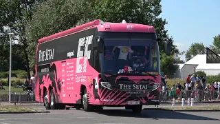 les bus des équipes du tour de france 2022