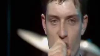 Members of Joy Division talk about Ian Curtis's Dancing (lost in music)