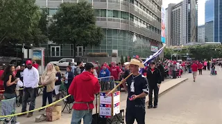 SCENE: Crowd lined up for President Trump's rally in Dallas