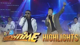 It's Showtime: Andrew E. performs with Darren E. on Showtime Stage!